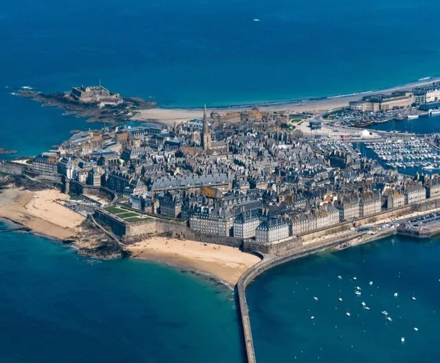 Vue aérienne de Saint Malo en France